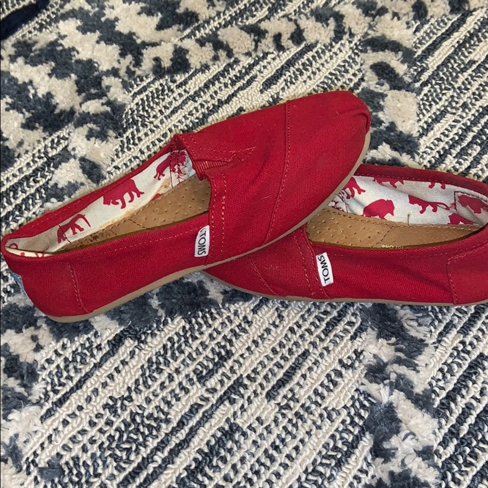 Toms Cherry Red Canvas Slip Ons | Size: 7.5